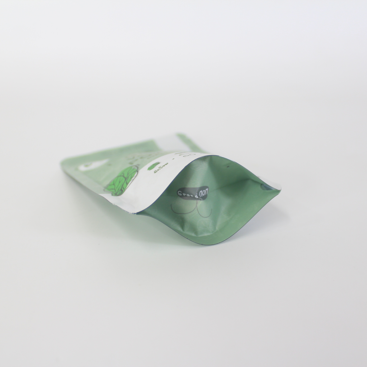 Self Standing Bottom Gusset of Compostable Food Pouch