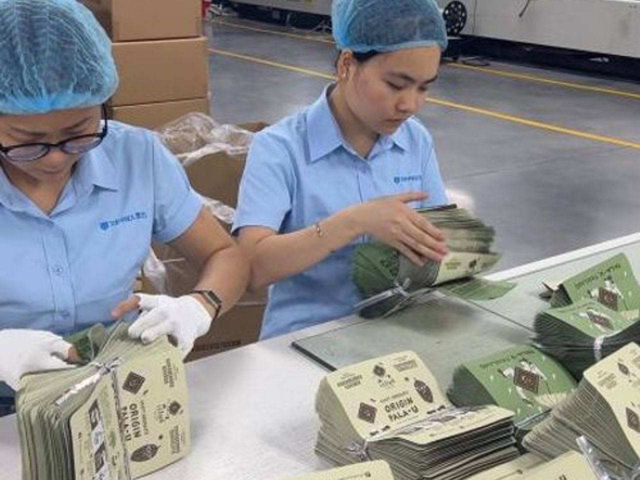 Quality inspection process for custom flexible packaging manufacturing