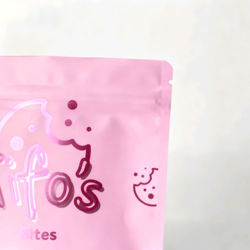 custom cookie packaging pouch gold foil stamping detail